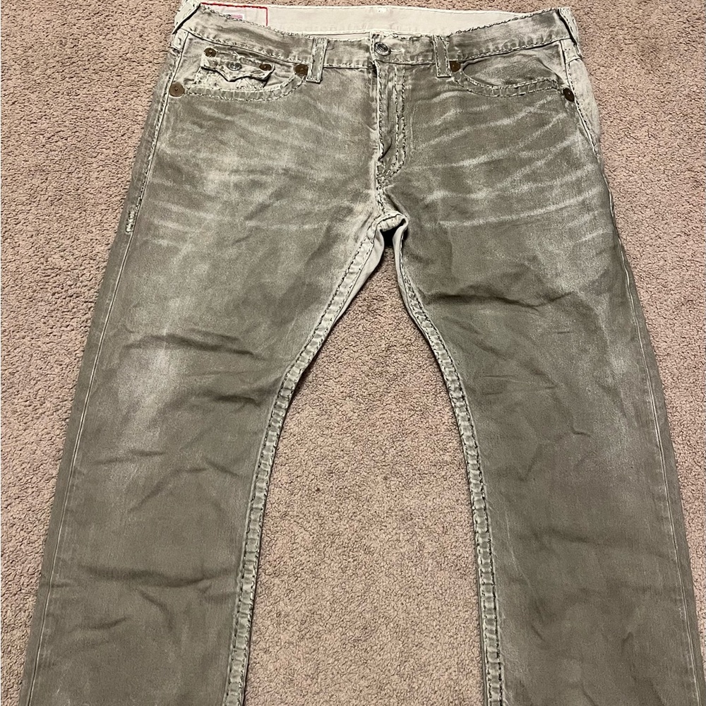 True Religion Men's Olive/Tan Washed Chinos